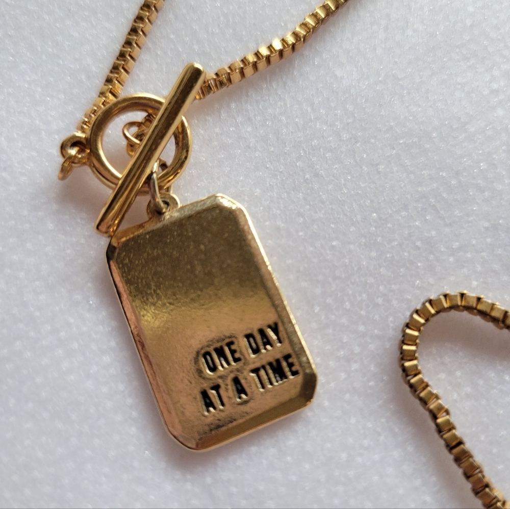 Inspirational Pendant Necklace - One Day At A Time